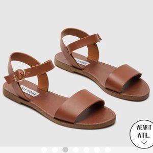 STEVE MADDEN DONDDI TAN LEATHER